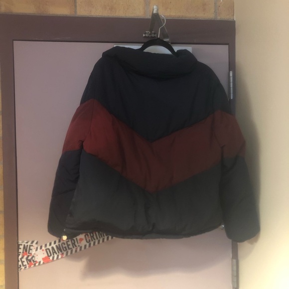 Puffer Jacket! - Picture 3 of 3